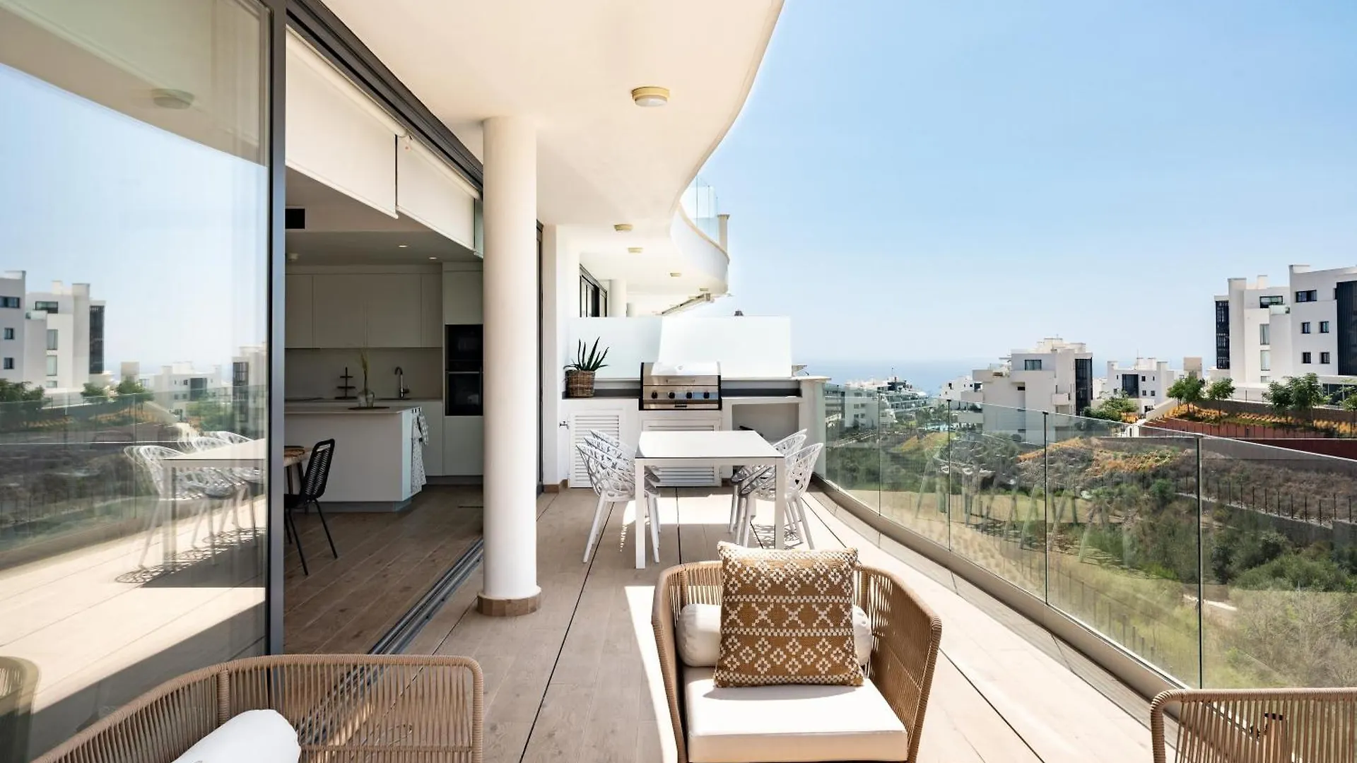 Higueron Lemac Apartment Malaga